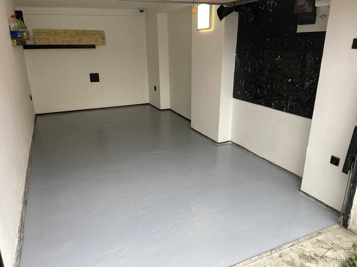 Garáže, Mělník, 276 01