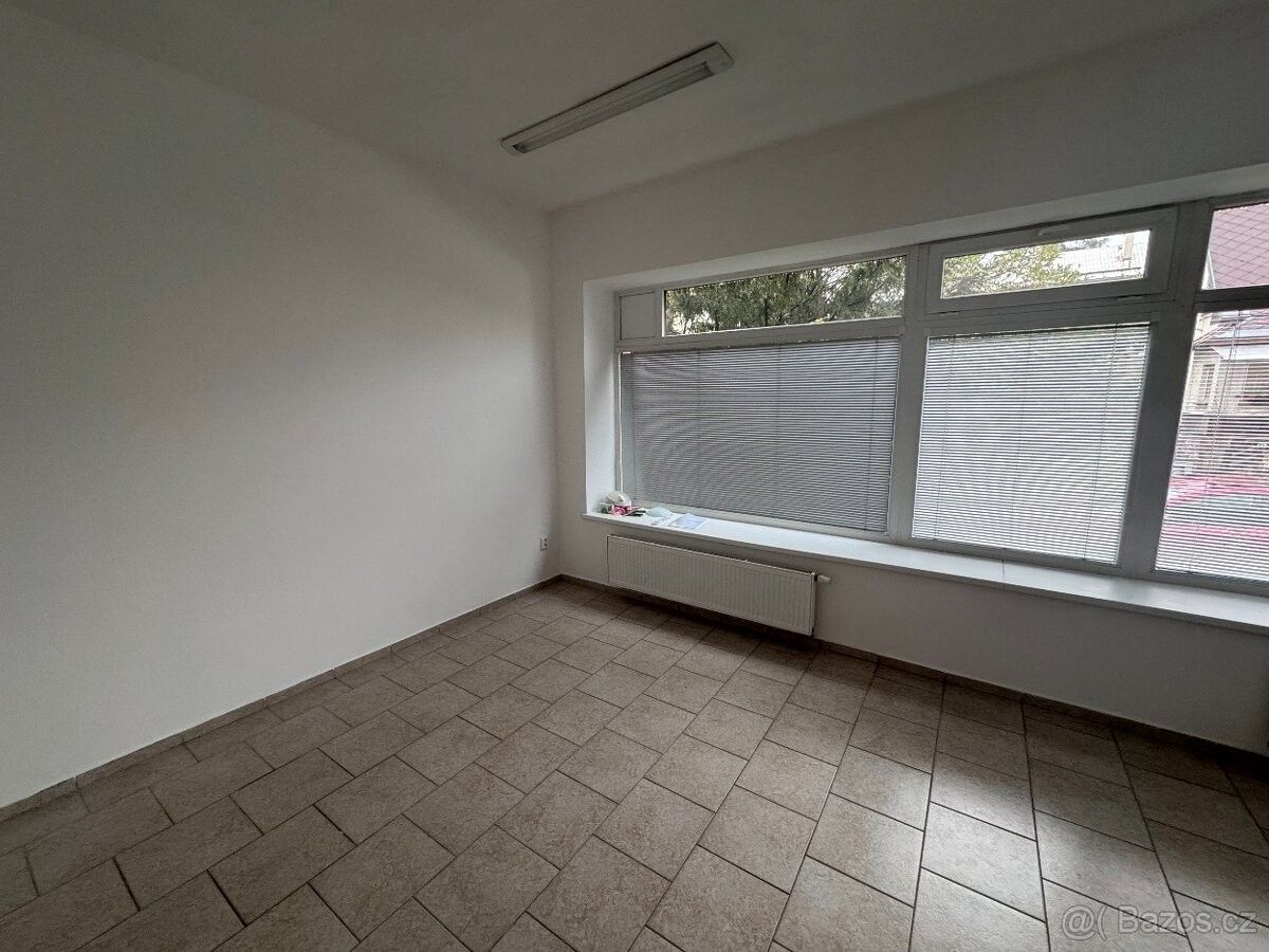 Pronájem obchodní prostory - Jeseník, 790 01