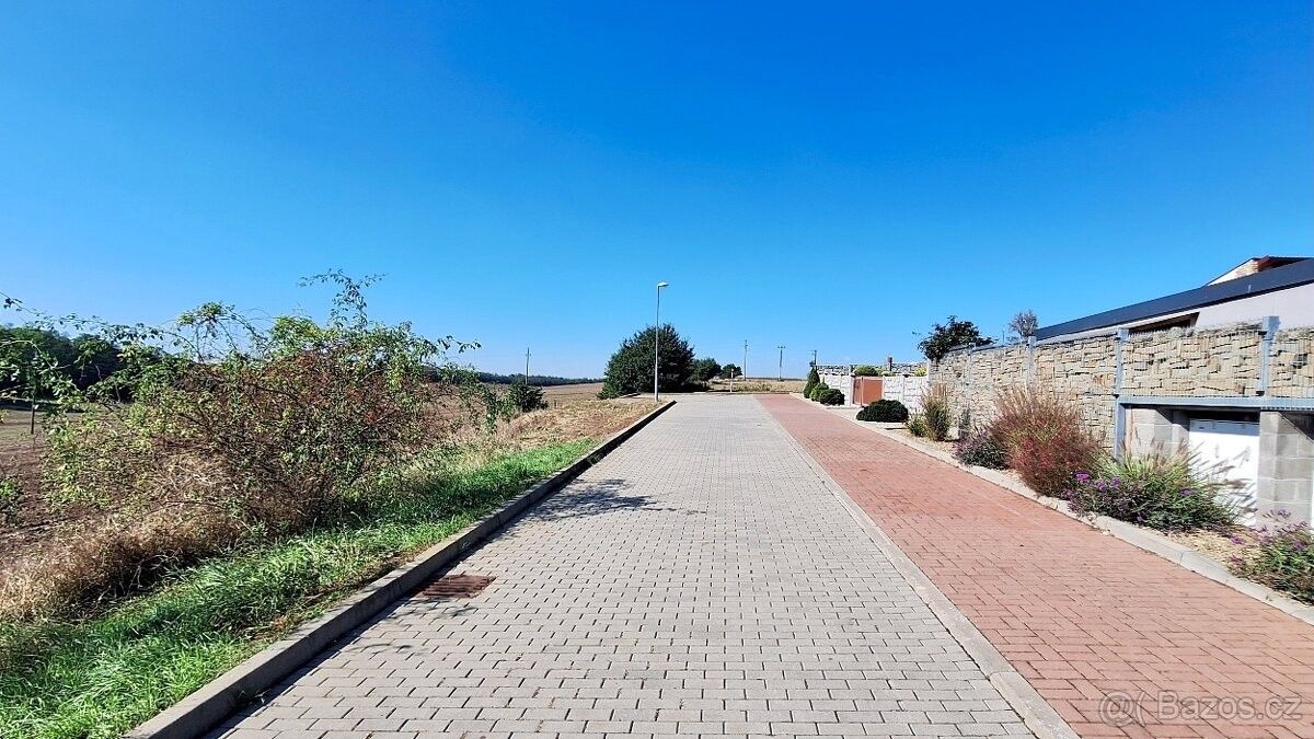 Pozemky pro bydlení, Hrušovany u Brna, 664 62