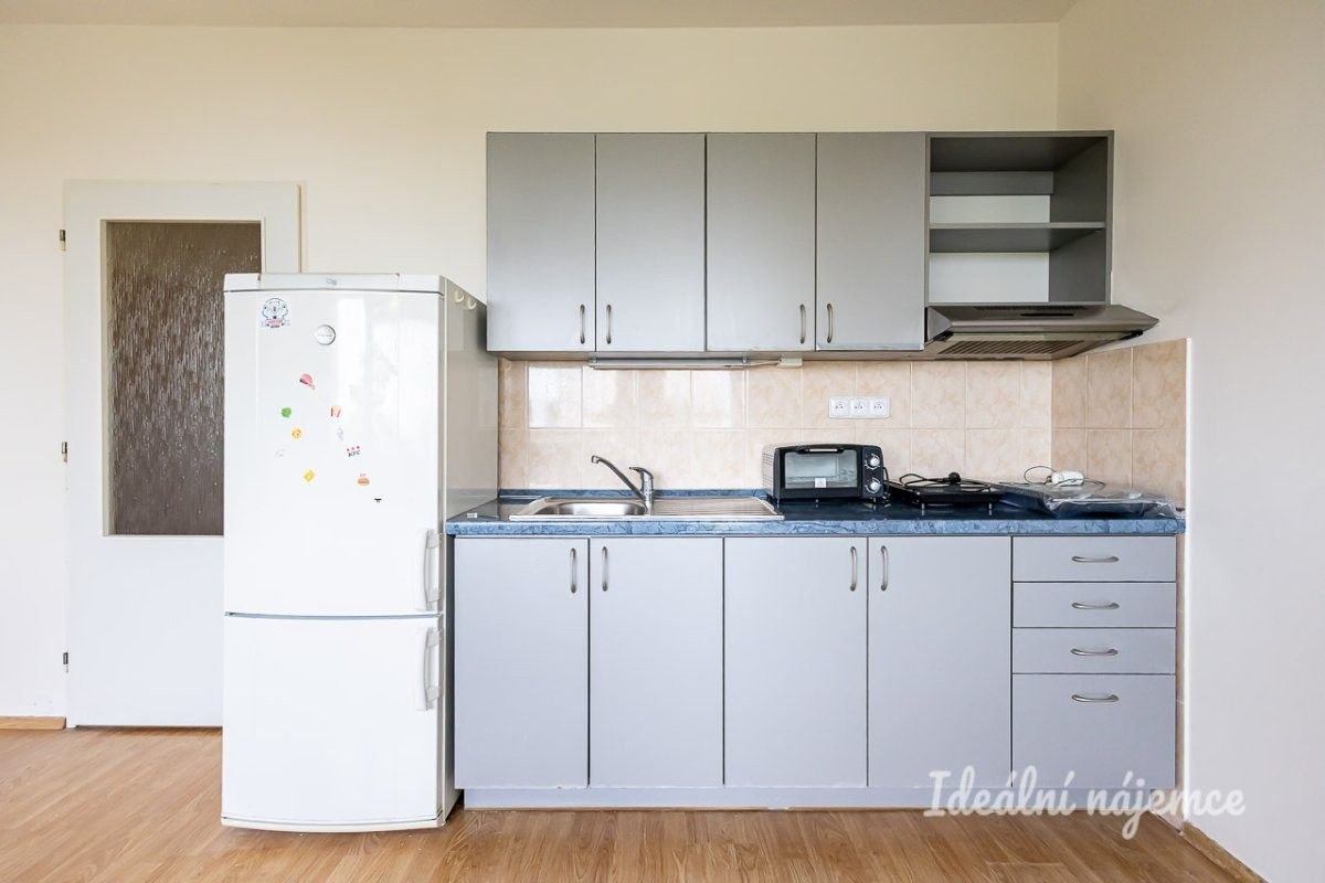 1+kk, Lešenská, Praha, 26 m² - 2