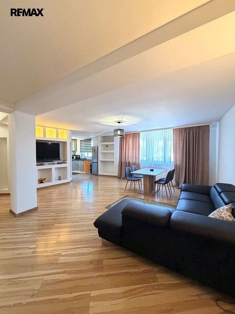 2+kk, Horova, Karlovy Vary, 86 m² - 1