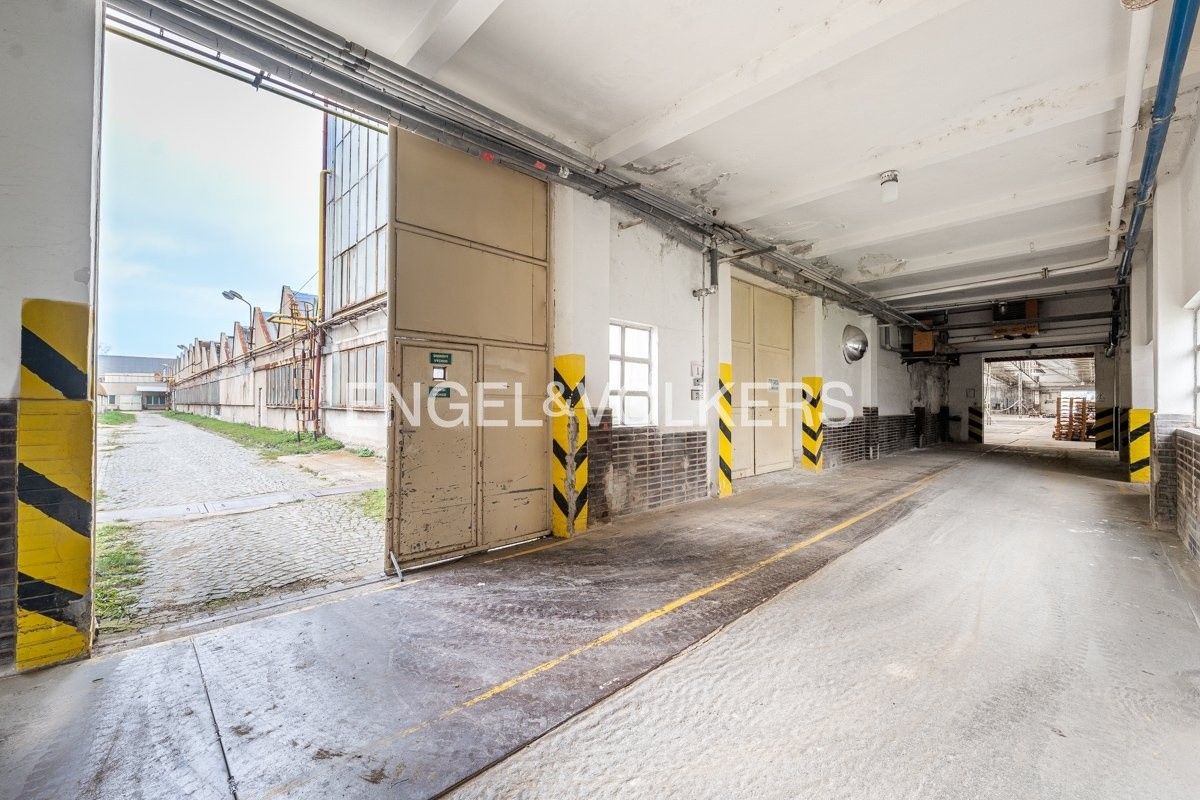 Sklad · 13 240 m² · Postoloprtská 2951, Louny - 3
