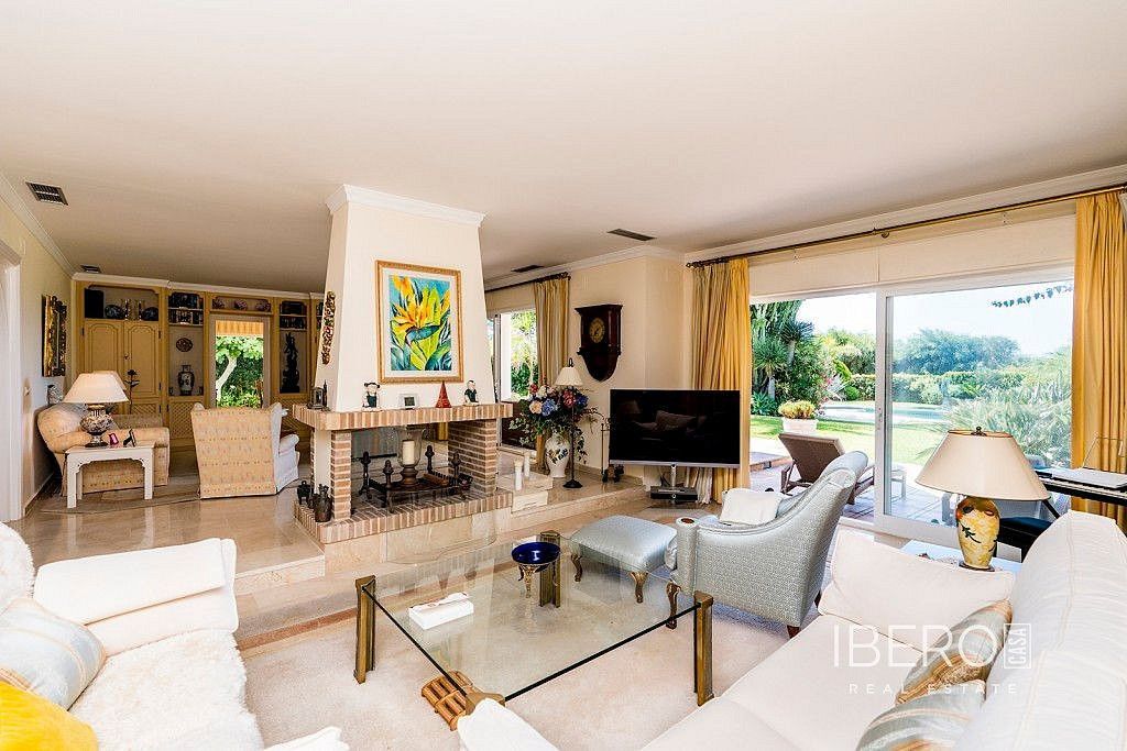 Rodinný dům · 350 m² · Marbella, ES - 4