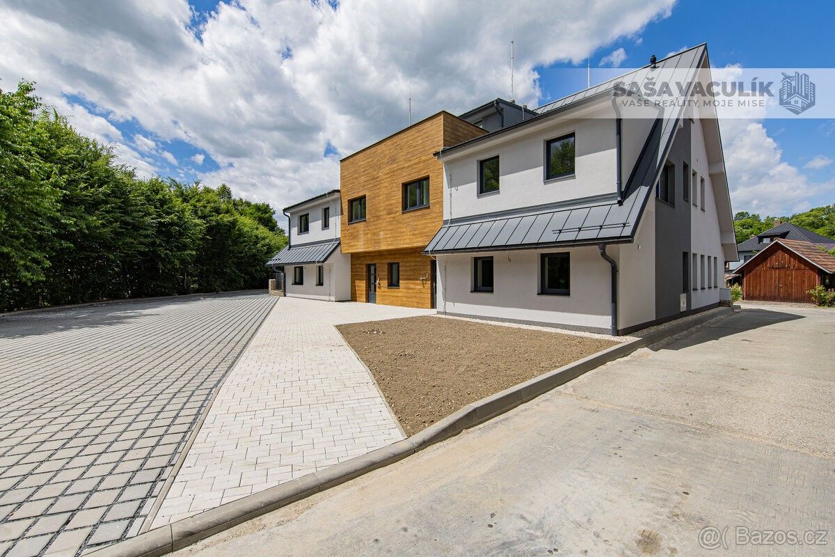 Prodej byt - Francova Lhota, 756 14