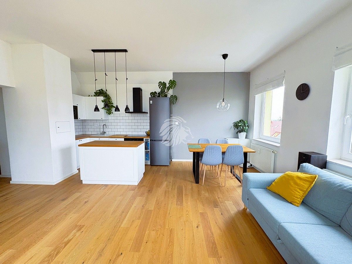 3+kk, Žiželická, Praha 9 - Újezd nad Lesy, 68 m² - 1