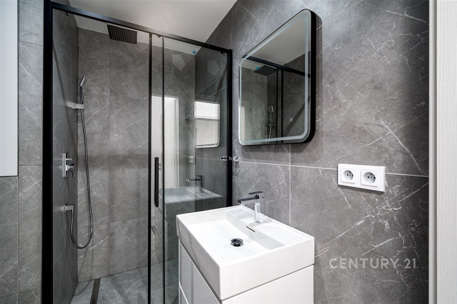 1+1, Vídeňská třída 3279, Znojmo, 33 m² - 2