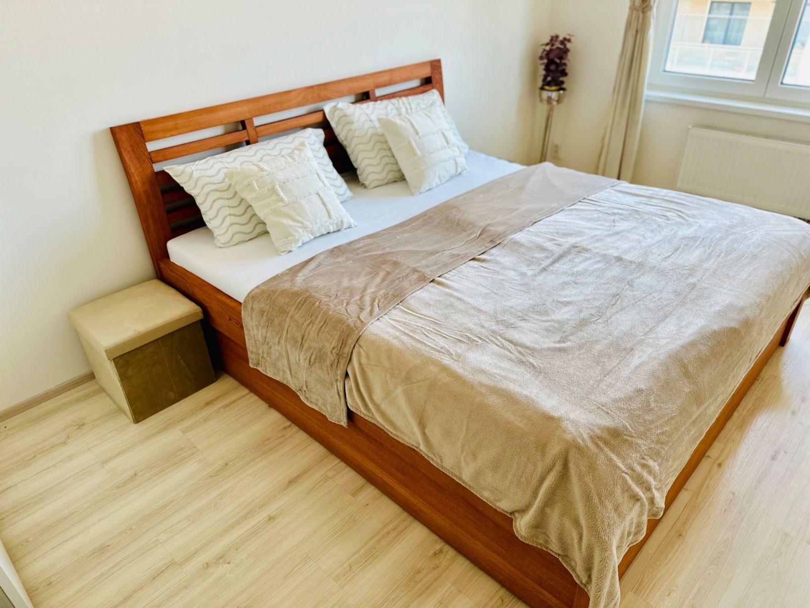 Pronájem byt 2+kk - Čerpadlová, Praha - Vysočany, 58 m² - 5