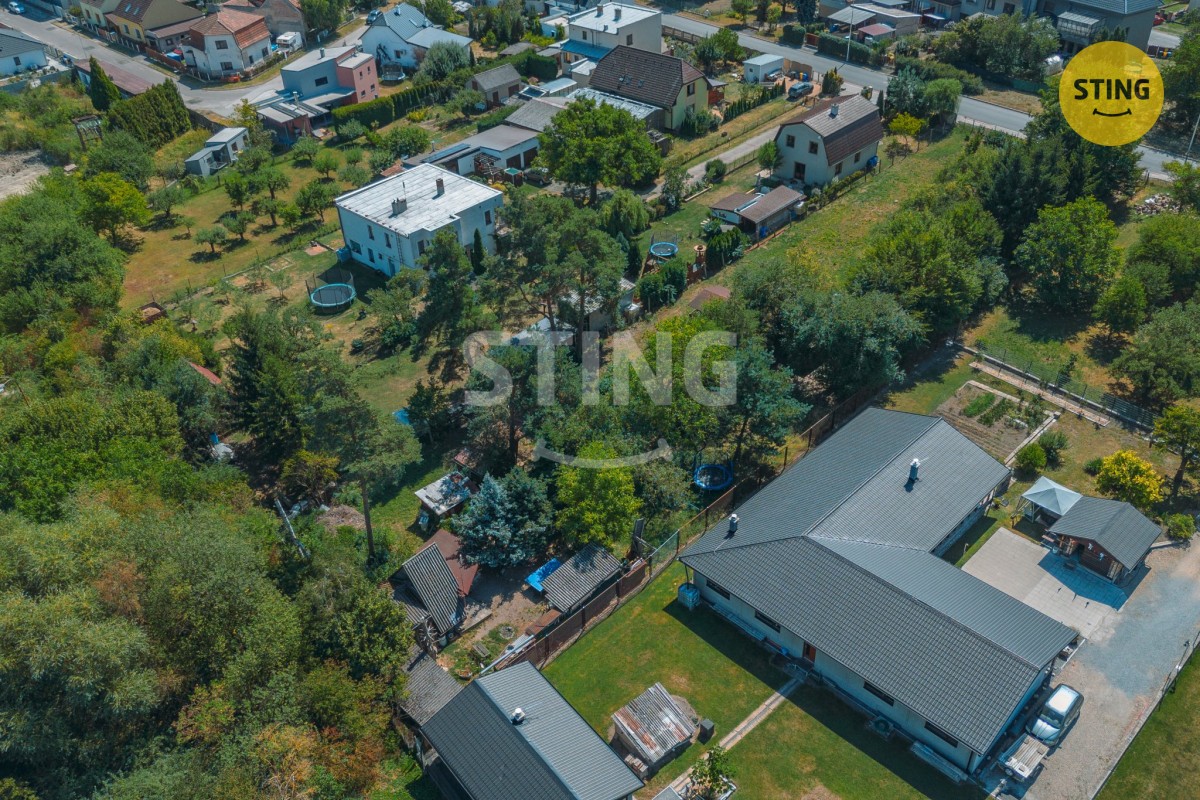 Prodej pozemek pro bydlení - Holice, 1 252 m² - 5
