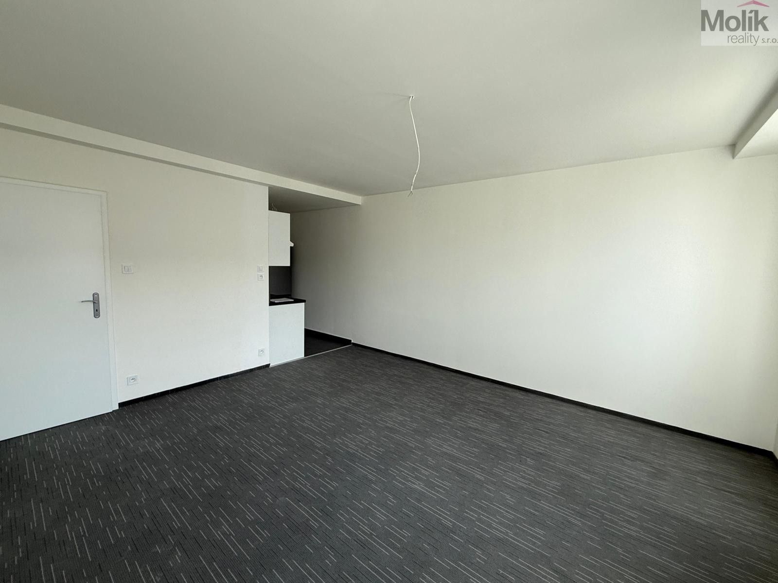 Pronájem byt 2+kk - Žižkovo náměstí, Chomutov, 50 m² - 5