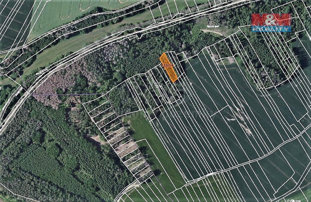 Les, 1 133 m²
