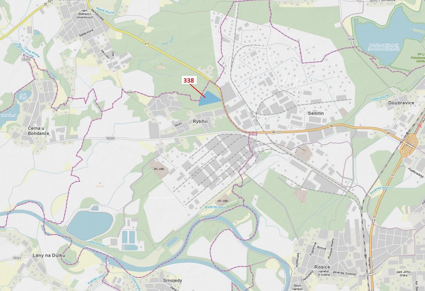 Les, 37 060 m²