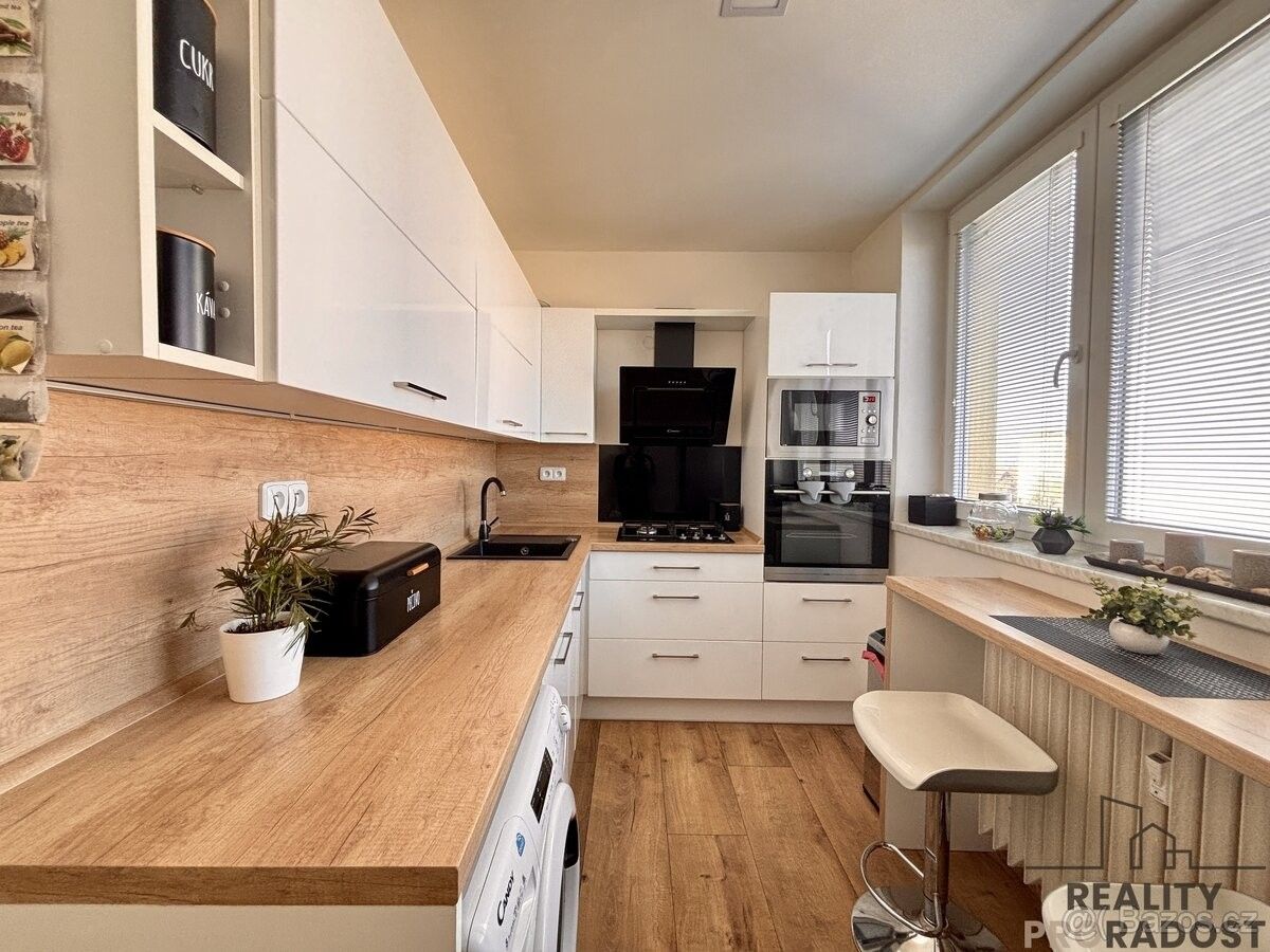 Prodej byt - Ostrava, 700 30