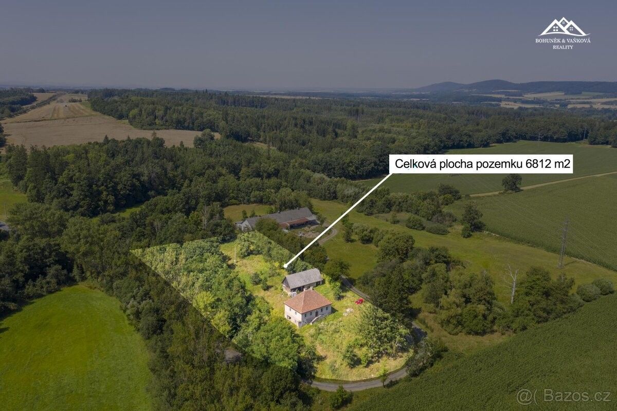 Chaty, Golčův Jeníkov, 582 82