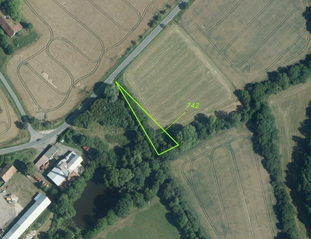 Prodej pozemek - Golčův Jeníkov, 996 m²