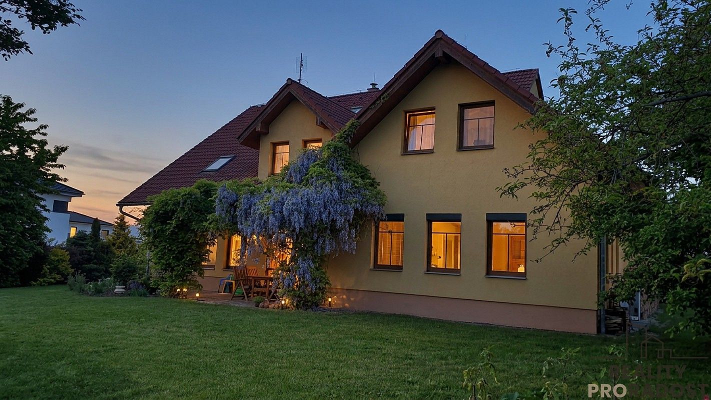 Ubytovací zařízení, Jesenice, okres Praha-západ, Středočeský kraj, 395 m² - 1