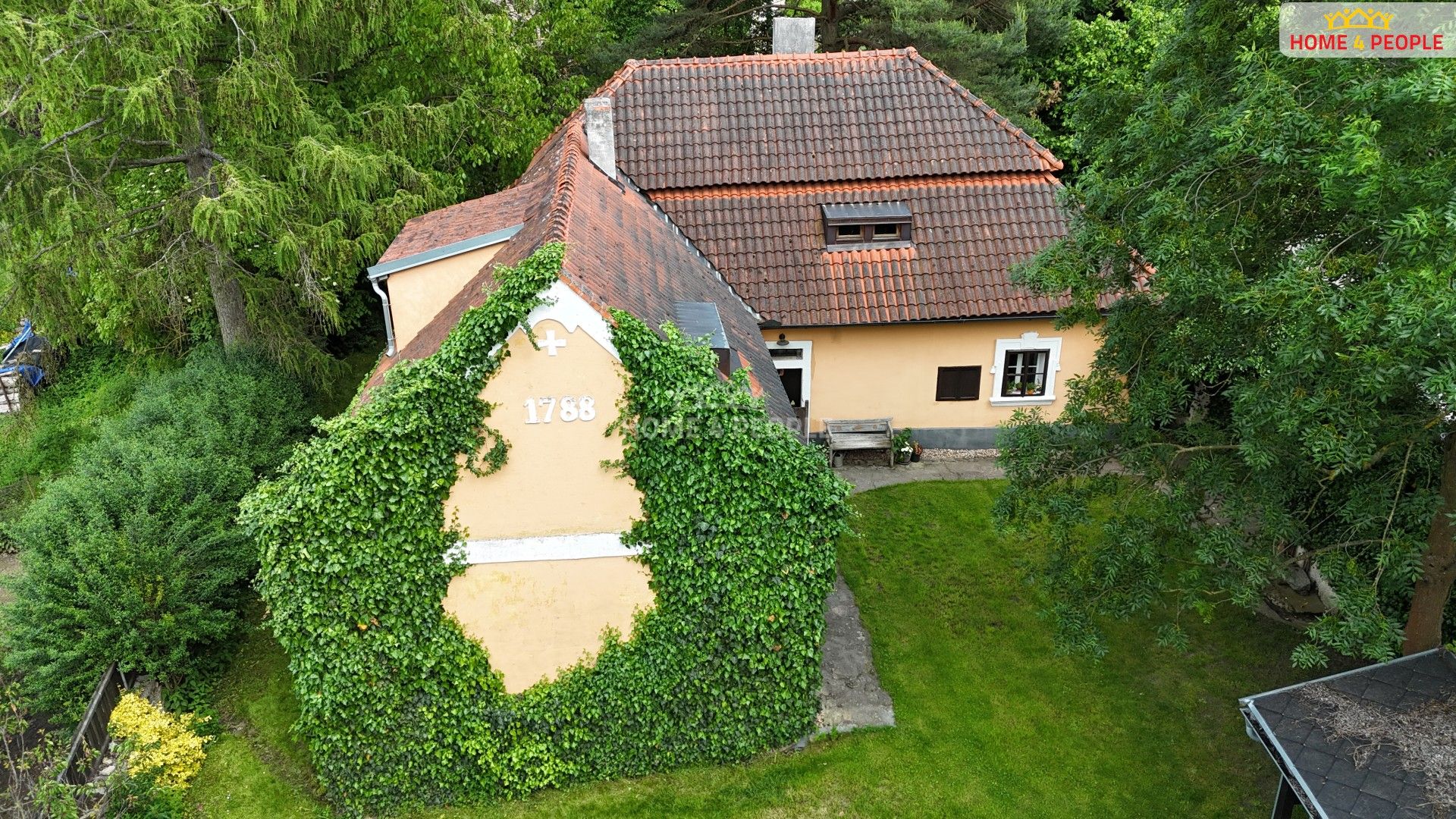 Rodinné domy, Vysoký Chlumec, 190 m²