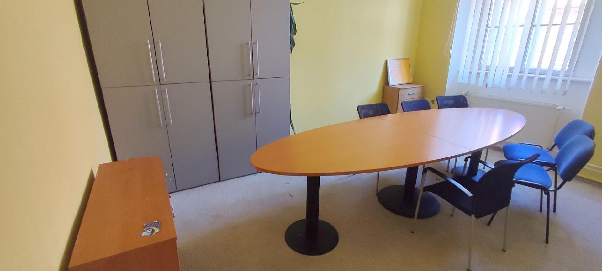 Kanceláře, Dlouhá 447, Cheb, 16 m² - 2