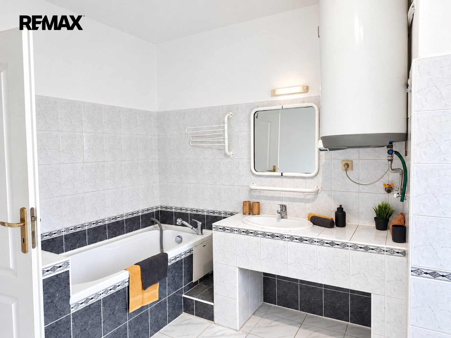 Byt 1+kk · 38 m² · Podkrušnohorská 784, Litvínov Horní Litvínov - 3