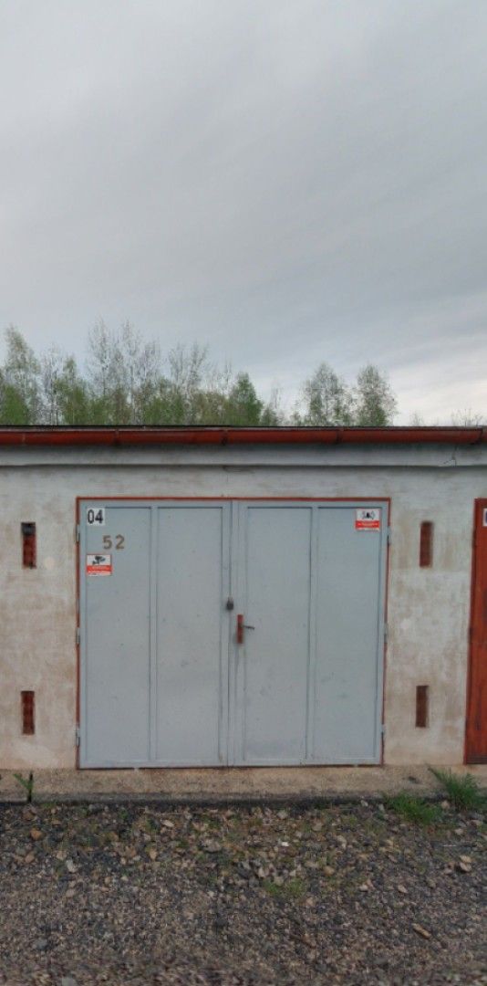 Garáže, Okružní, České Budějovice, 18 m²