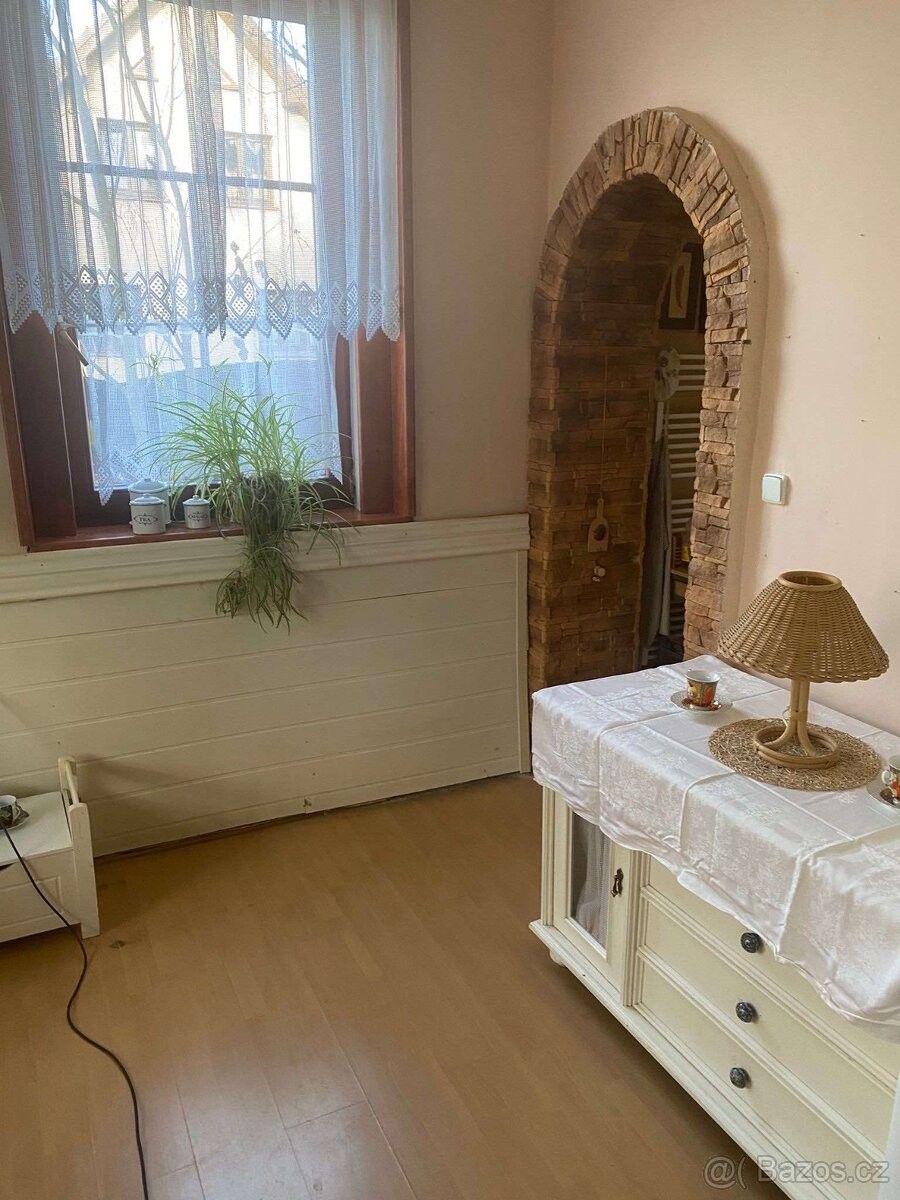 Rodinné domy, Hradištko, 289 12