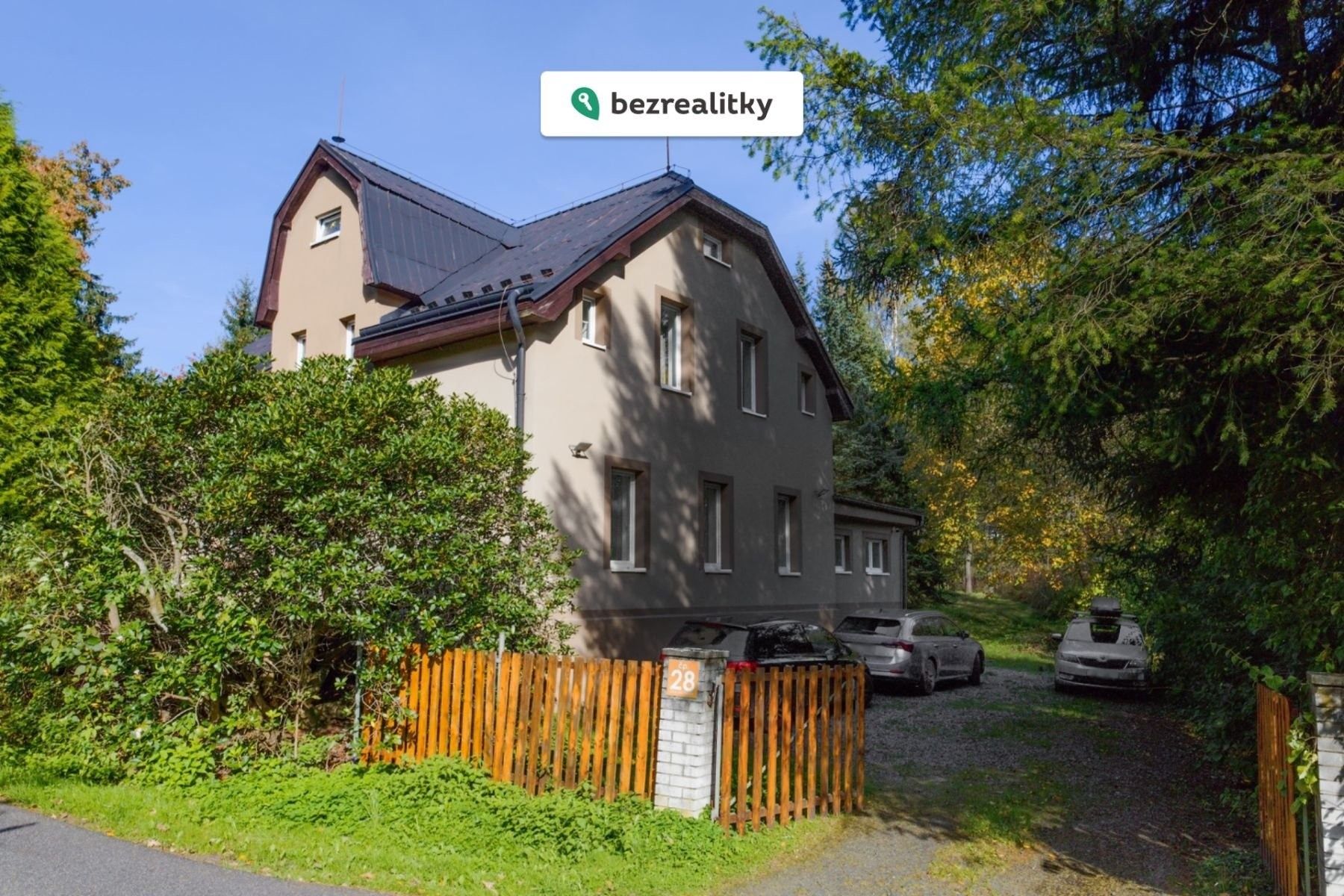 Chaty, Vlčí Hora, Krásná Lípa, 276 m²