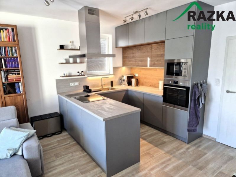 Prodej byt 4+kk - Truhlářská, Karlovy Vary, 84 m² - 2