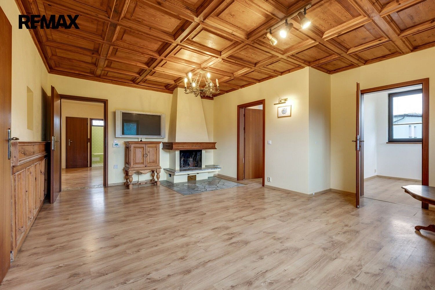 Rodinný dům · 240 m² · Praha - Dubeč, okres Praha 15, Hlavní město Praha - 4