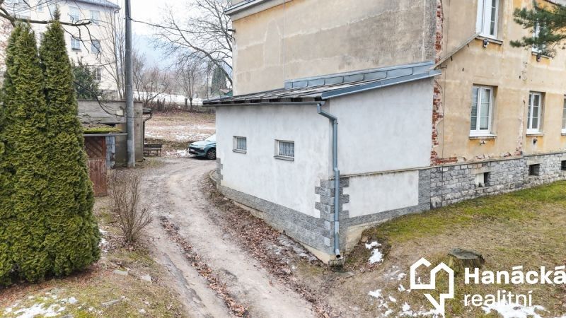 Prodej garáž - Jeseník, 20 m²