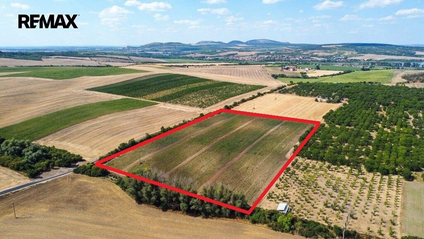 Pozemek, 39 611 m²