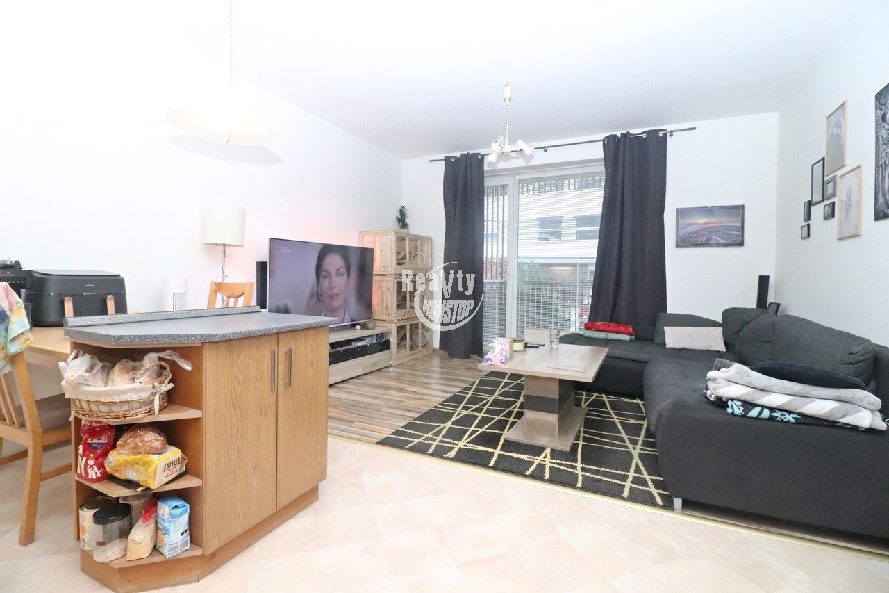 Pronájem byt 2+kk - Zátopkova, Jihlava, 48 m²