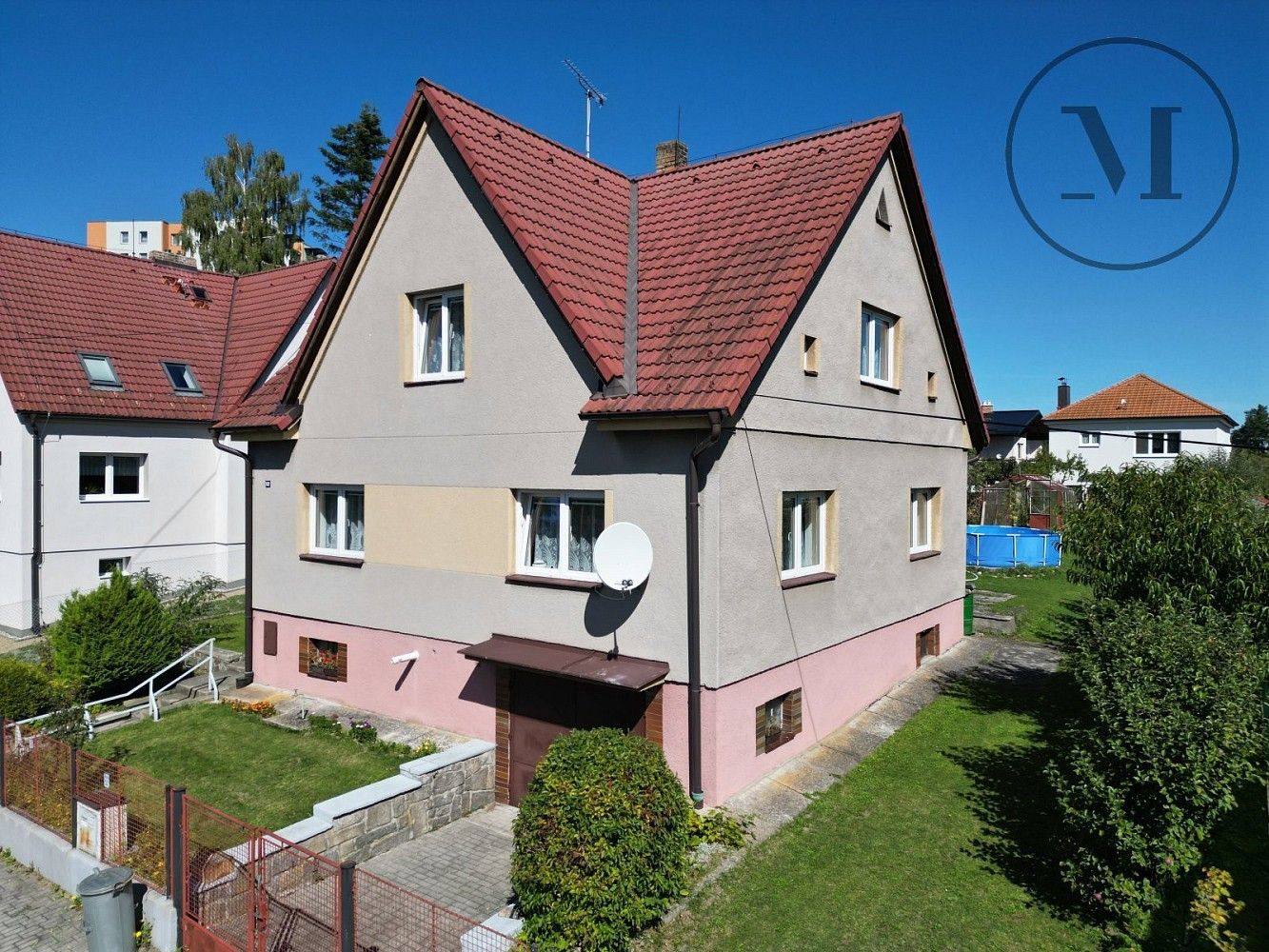 Rodinný dům, 242 m²