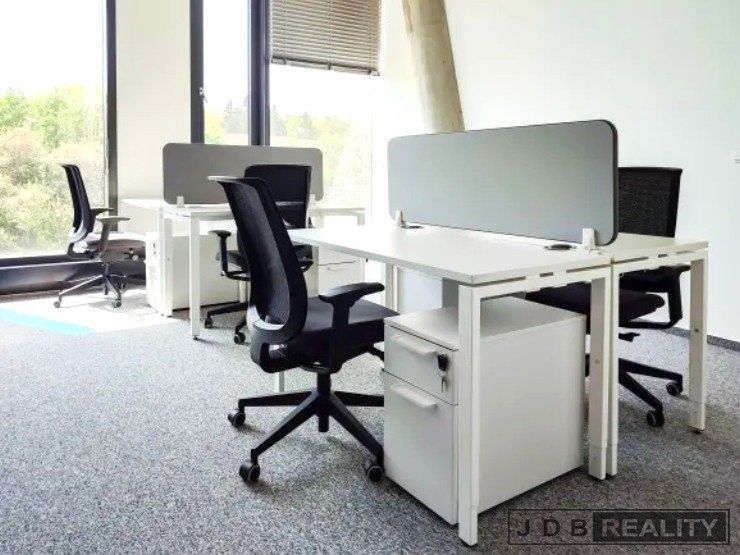 Pronájem kancelář - Kačírkova, Praha, 50 m²