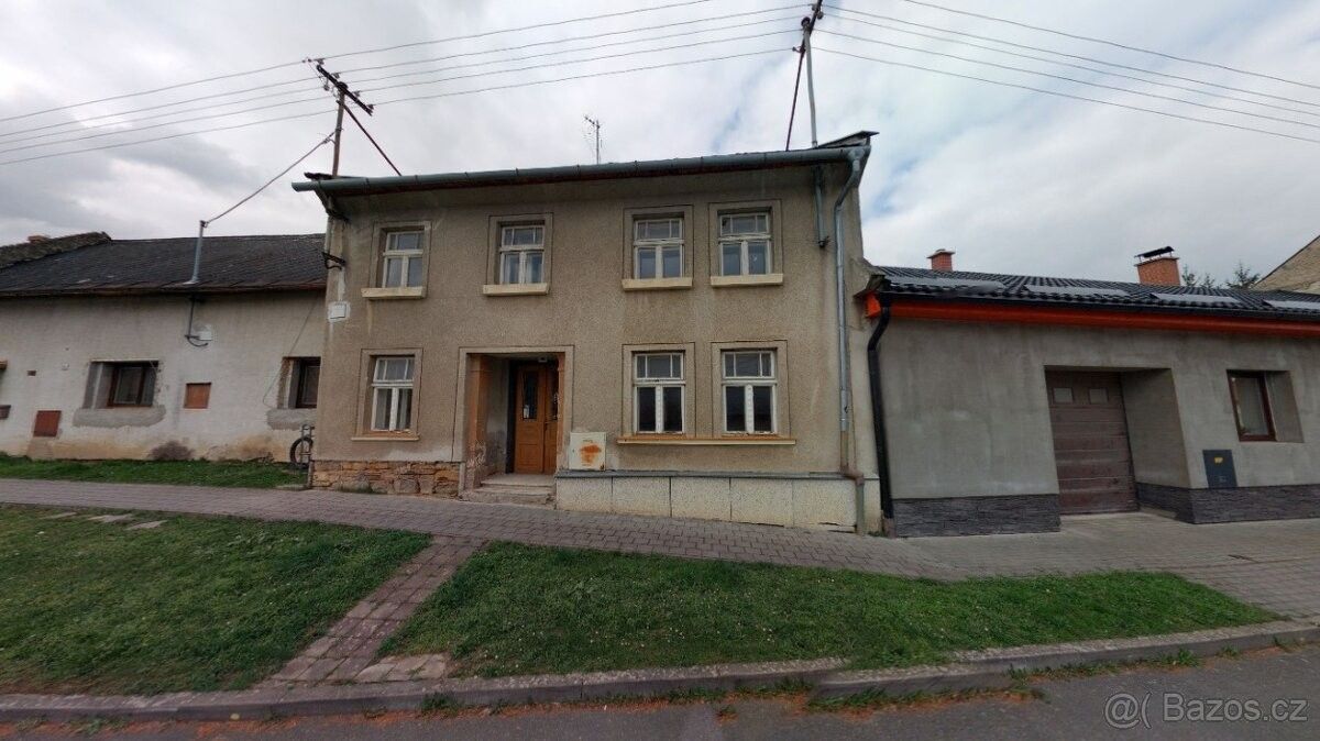 Prodej rodinný dům - Zdounky, 768 02