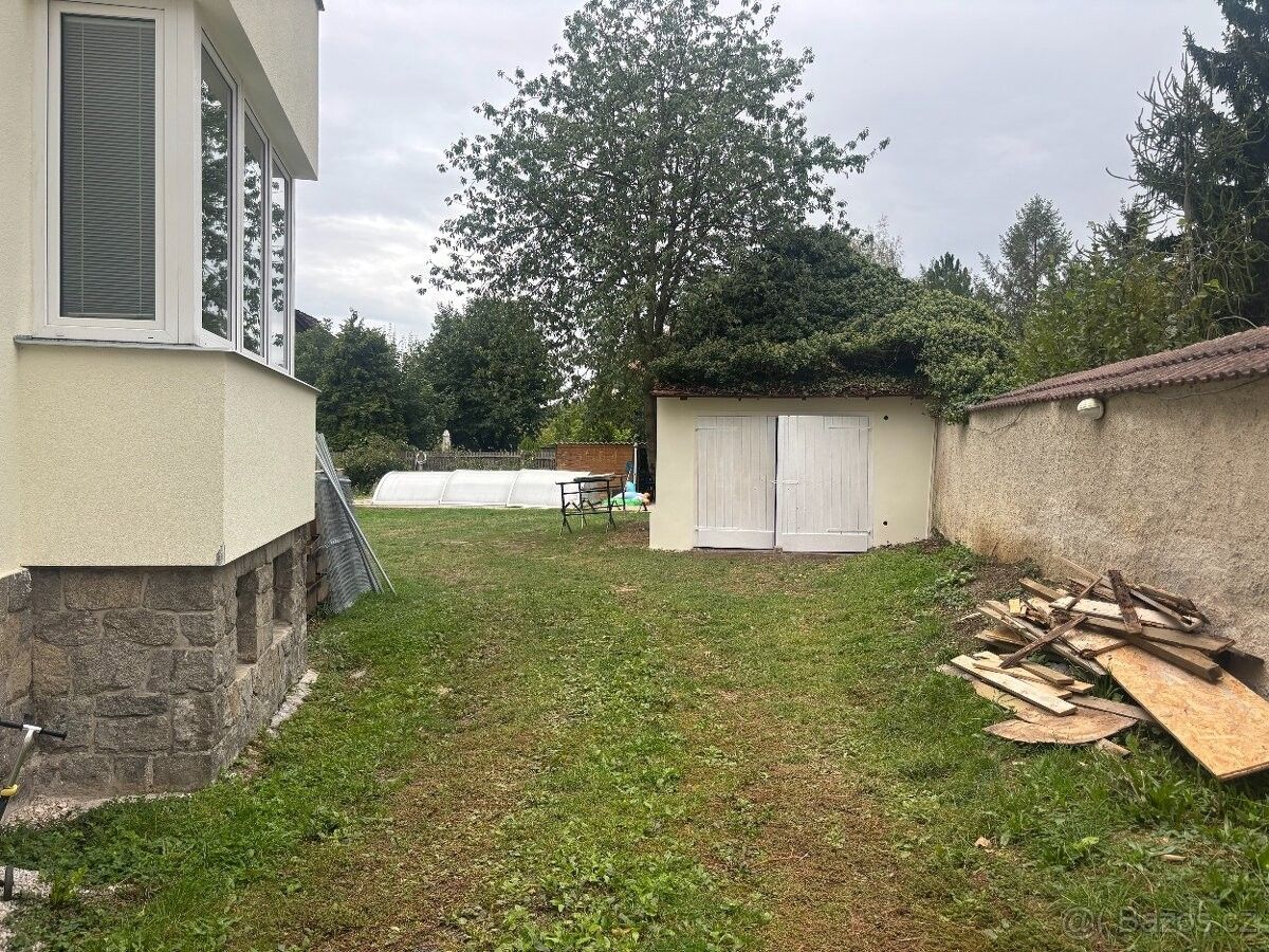 Garáže, Přeštice, 334 01 - 2