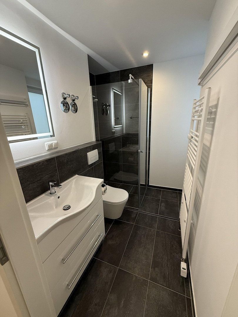 Prodej byt 1+1 - Frankfurt am Main Nied Hessen 65934, 40 m² - 5