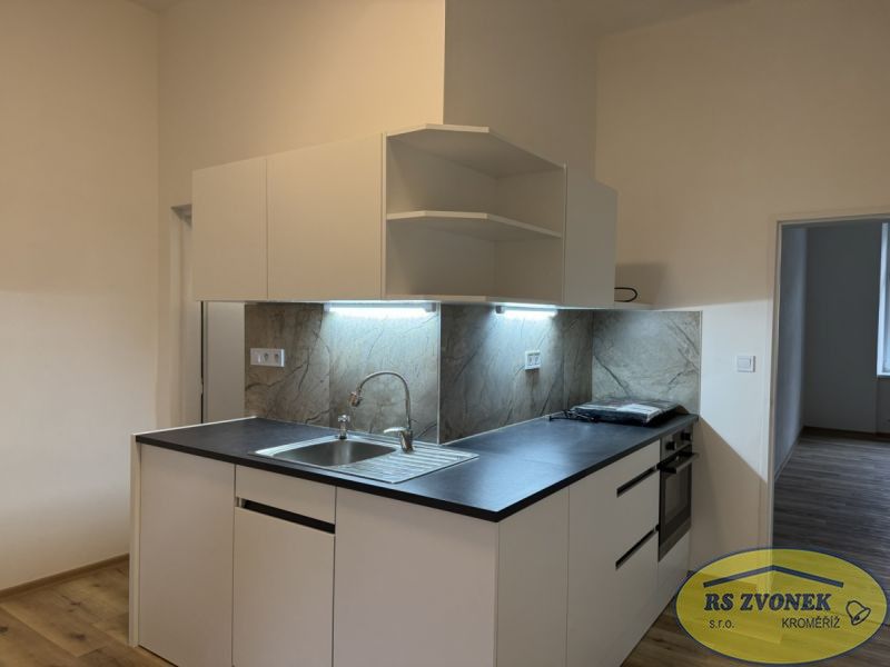 Pronájem byt 2+1 - Horní, Kvasice, 47 m²