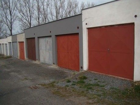 Garáže, Chotěboř, 583 01 - 1