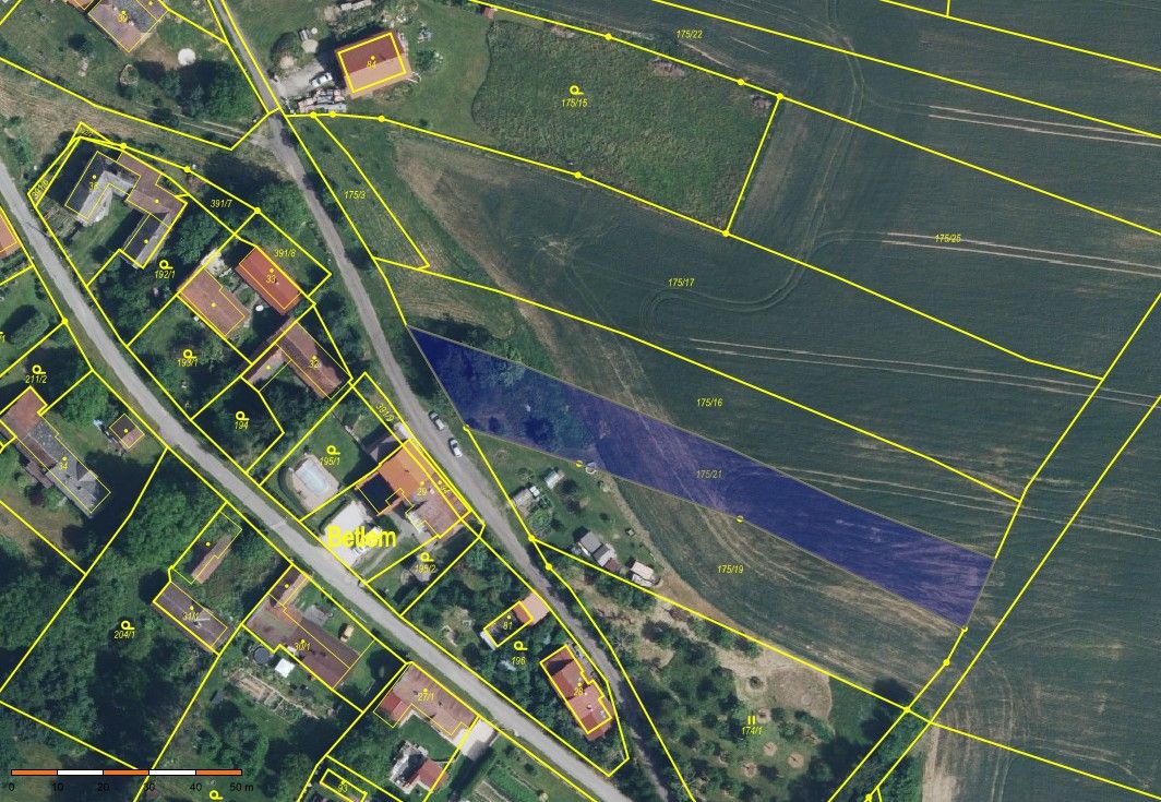 Pozemek pro bydlení, 1 900 m²