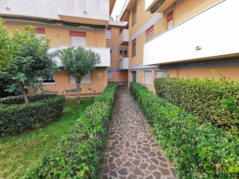 Byty, 987 66, Zahraničí - 1