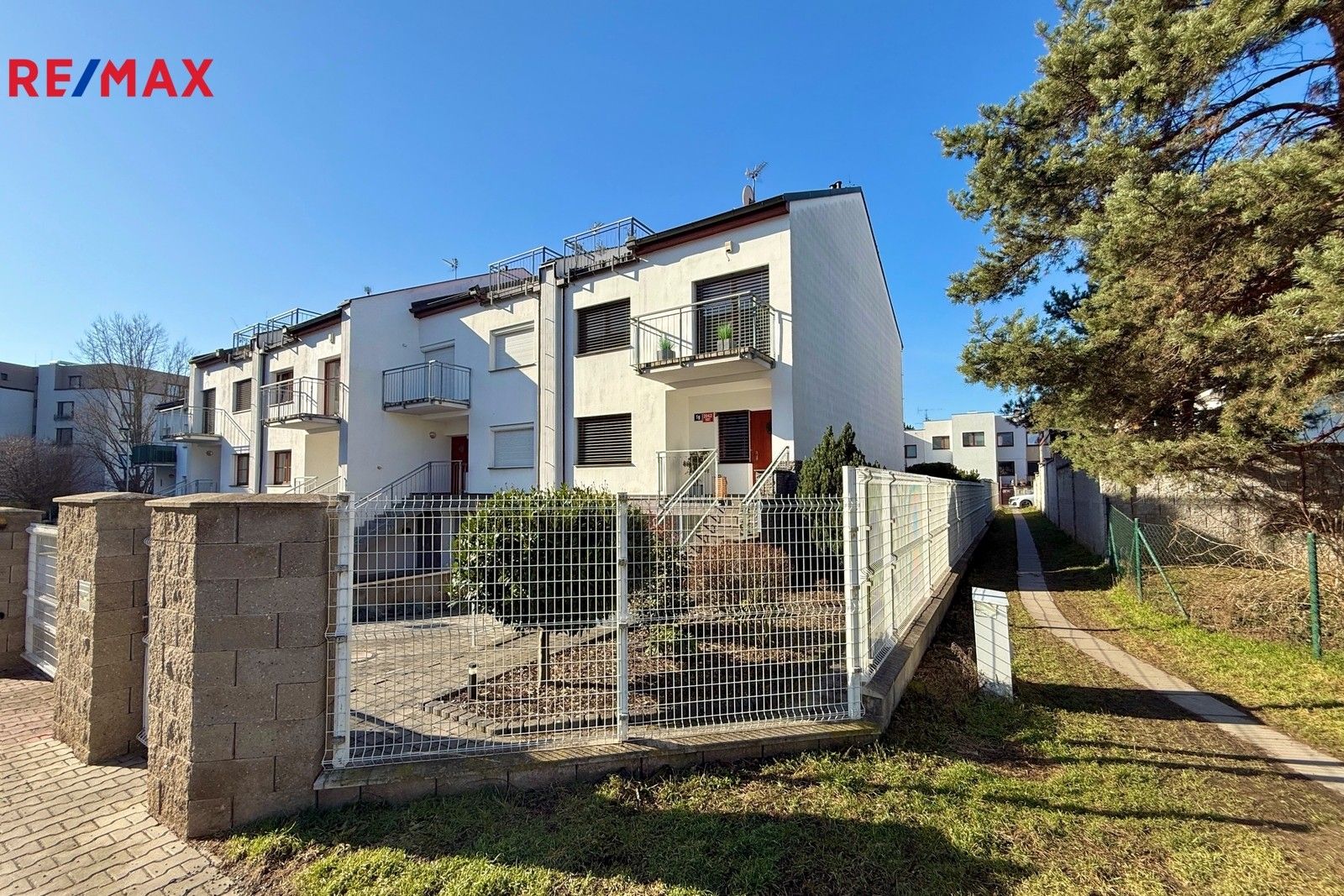 Prodej rodinný dům - Soukalova 2042, Praha, 320 m²