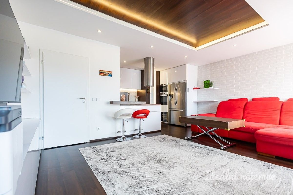 2+kk, Varhulíkové, Praha, 80 m² - 1