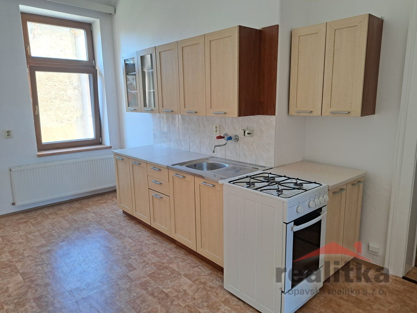 Pronájem byt 1+1 - Nádražní okruh, Opava, 45 m²