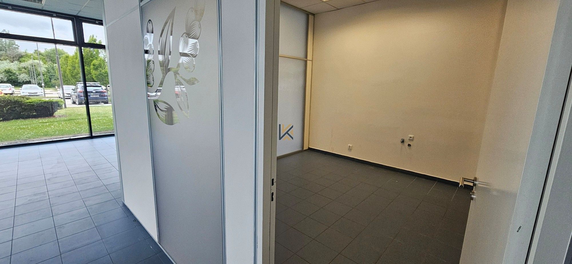 Kancelář · 132 m² · Praha - Horní Počernice, okres Praha 20, Hlavní město Praha - 4