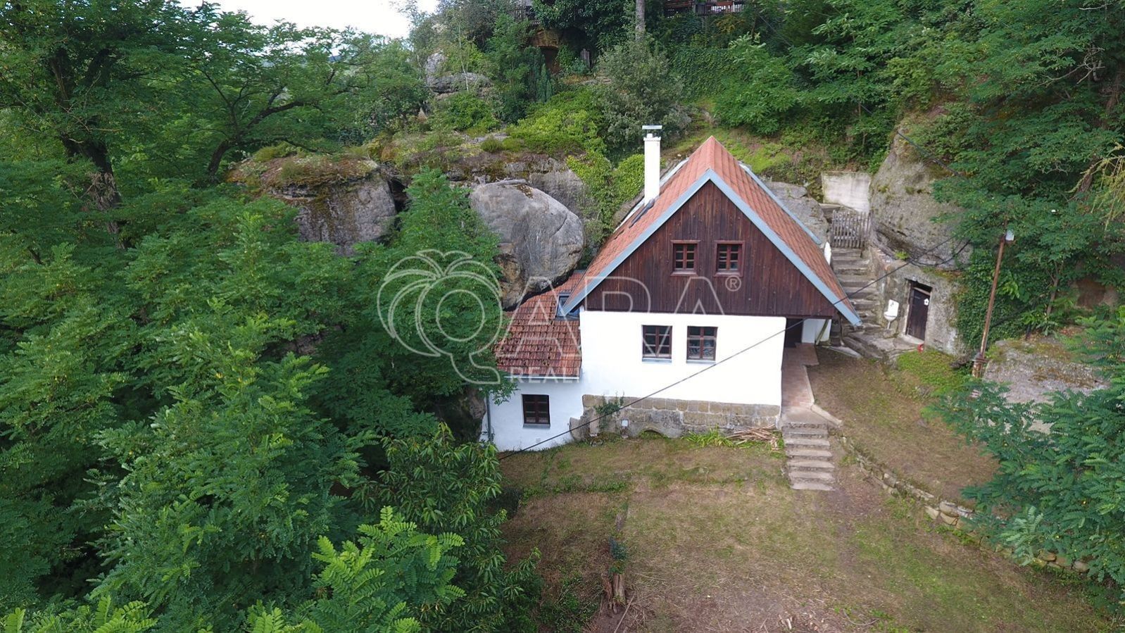 Chaty, Kokořín Kokořínský Důl, 91 m² - 1