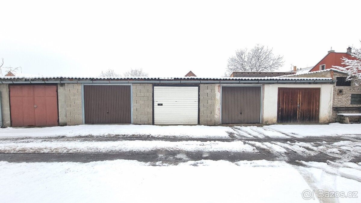 Garáže, Kněževes u Rakovníka, 270 01