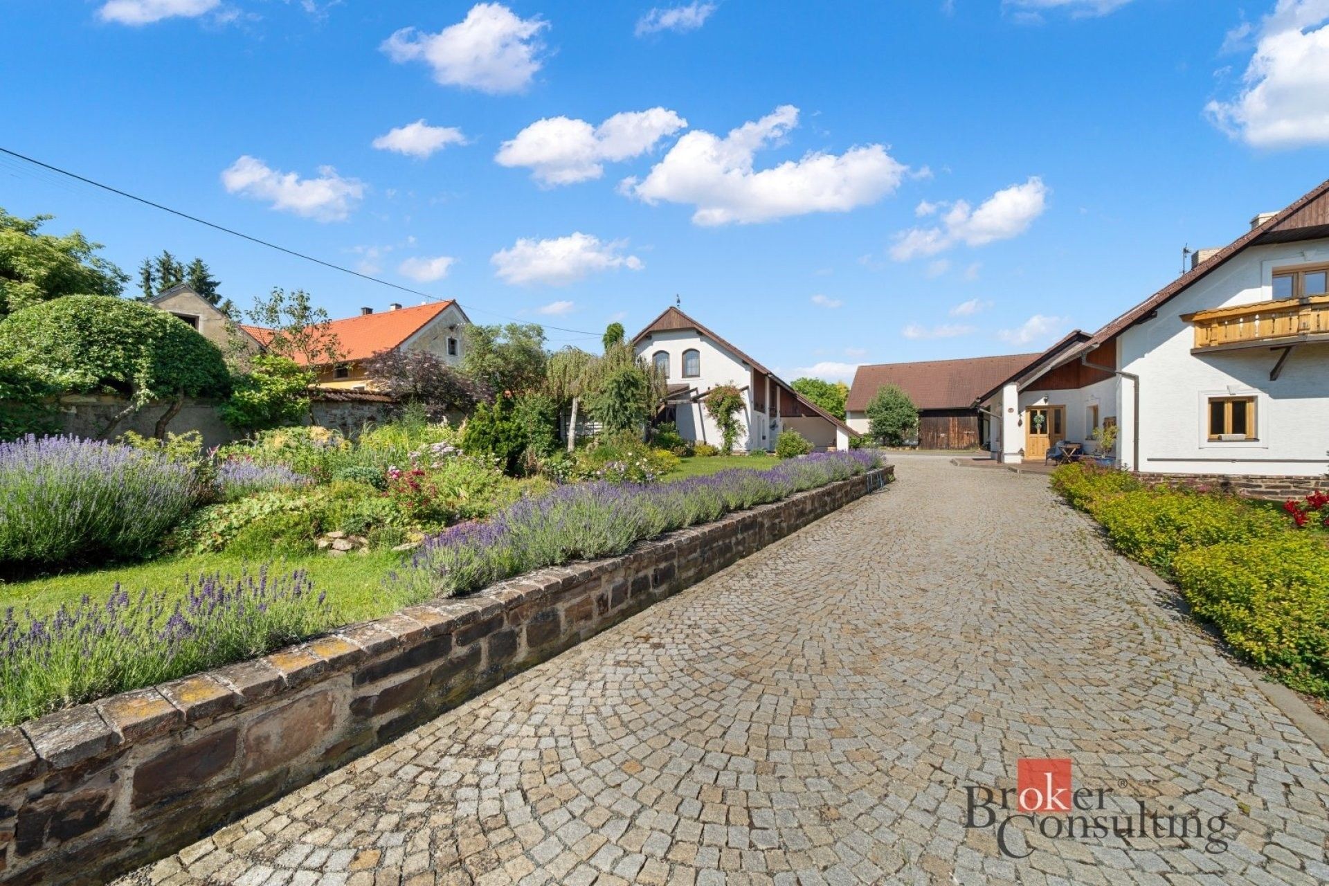Prodej rodinný dům - Radoušská, Lhotka, 450 m² - 5