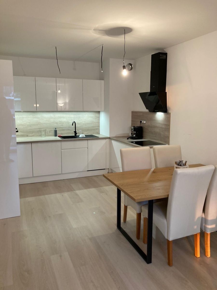 Prodej byt 2+1 - Zuzany Chalupovej, Petržalka - Janíkov Dvor, Bratislavský kraj, 58 m² - 5