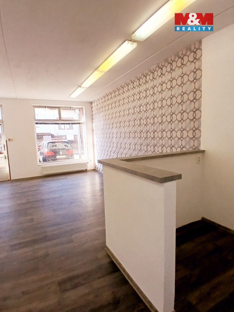 Pronájem obchodní prostory - U Rendlíku, Pelhřimov, 75 m²
