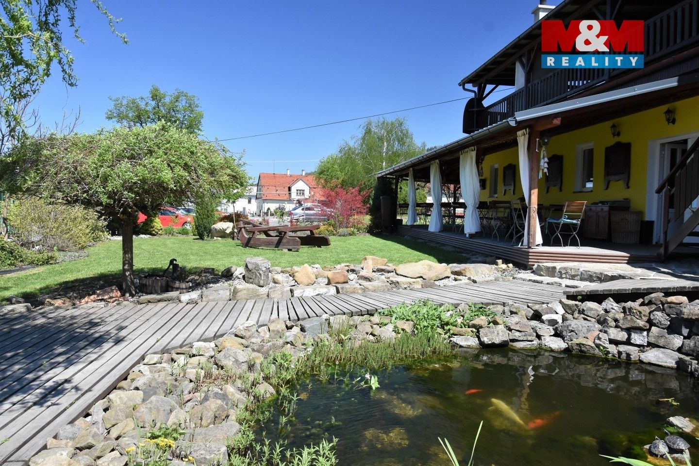 Restaurace · 530 m² · Hukvaldy - 3