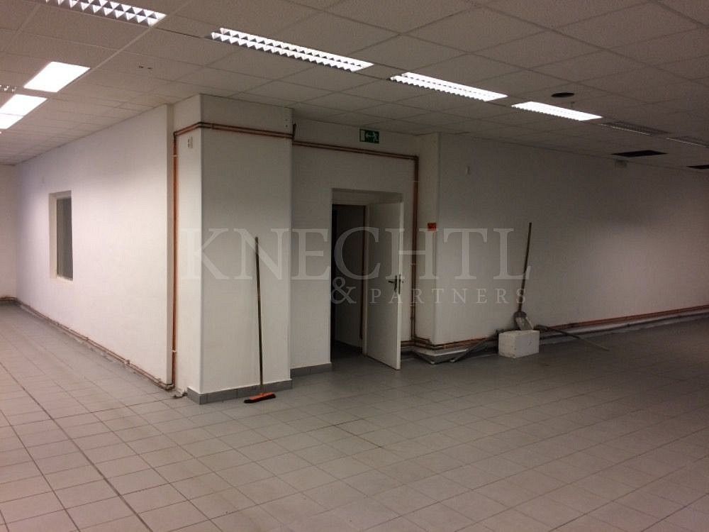 Obchodní prostory · 1 000 m² · Karlovy Vary - Rybáře, Karlovarský kraj - 4